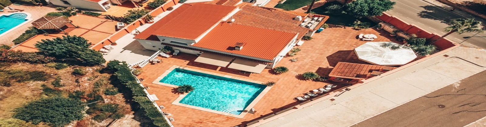 Vivienda Lujo en venta en Torre Guil 8 dormitorios piscina privada