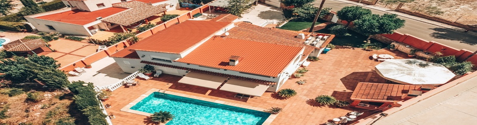 Vivienda Lujo en venta en Torre Guil 8 dormitorios piscina privada